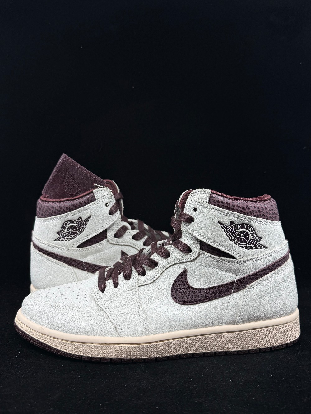 *USED* AJ 1 - A MA MANIERE