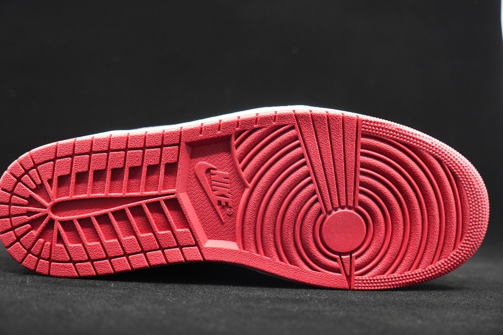 AJ 1 LOW - CHICAGO (2025)