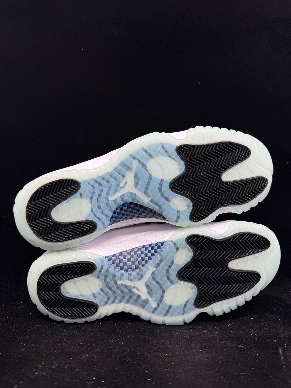 AJ 11 LOW - LEGEND BLUE