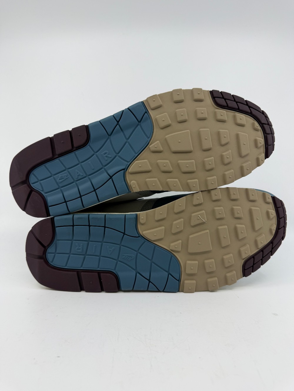 NIKE AIR MAX 1 X PATTA WAVES - NOISE AQUA (WITH BRACELET)