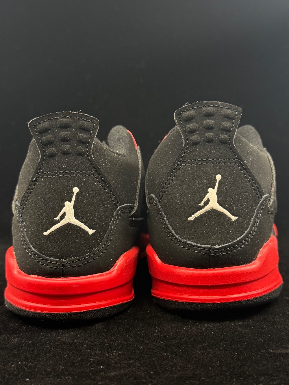AJ 4 (PS) - RED THUNDER