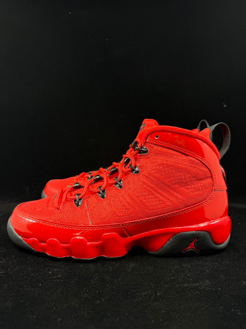 AJ 9 (GS) - CHILE RED