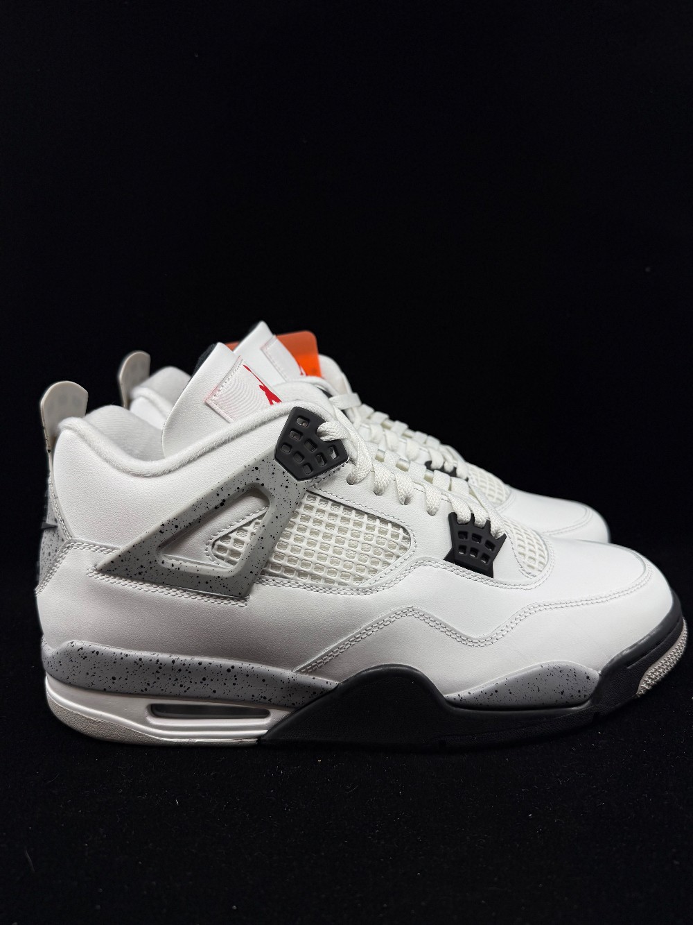 AJ 4 - WHITE CEMENT (2025)