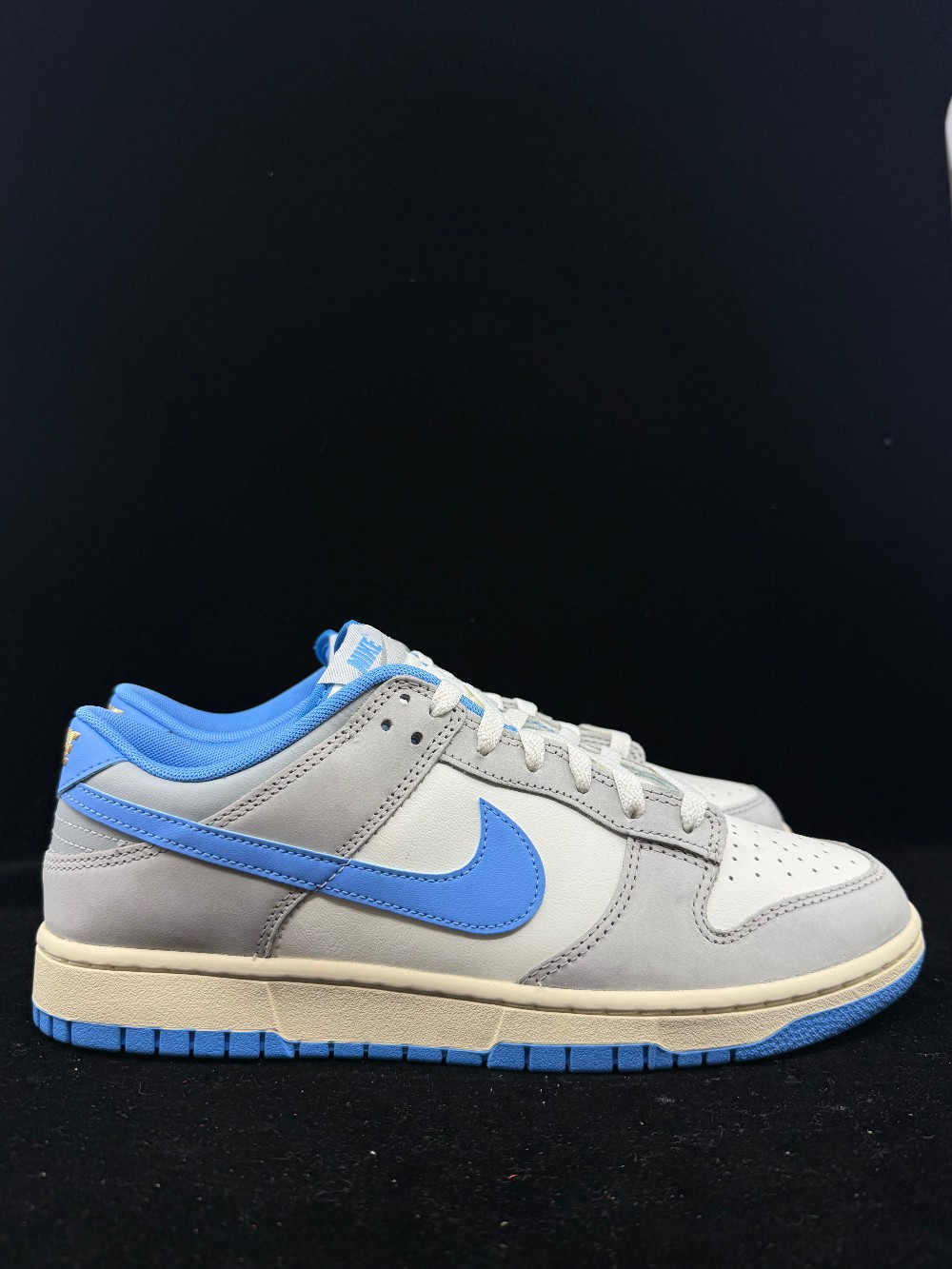NIKE DUNK LOW - ATHLETIC DEPARTMENT UNIVERSITY BLUE