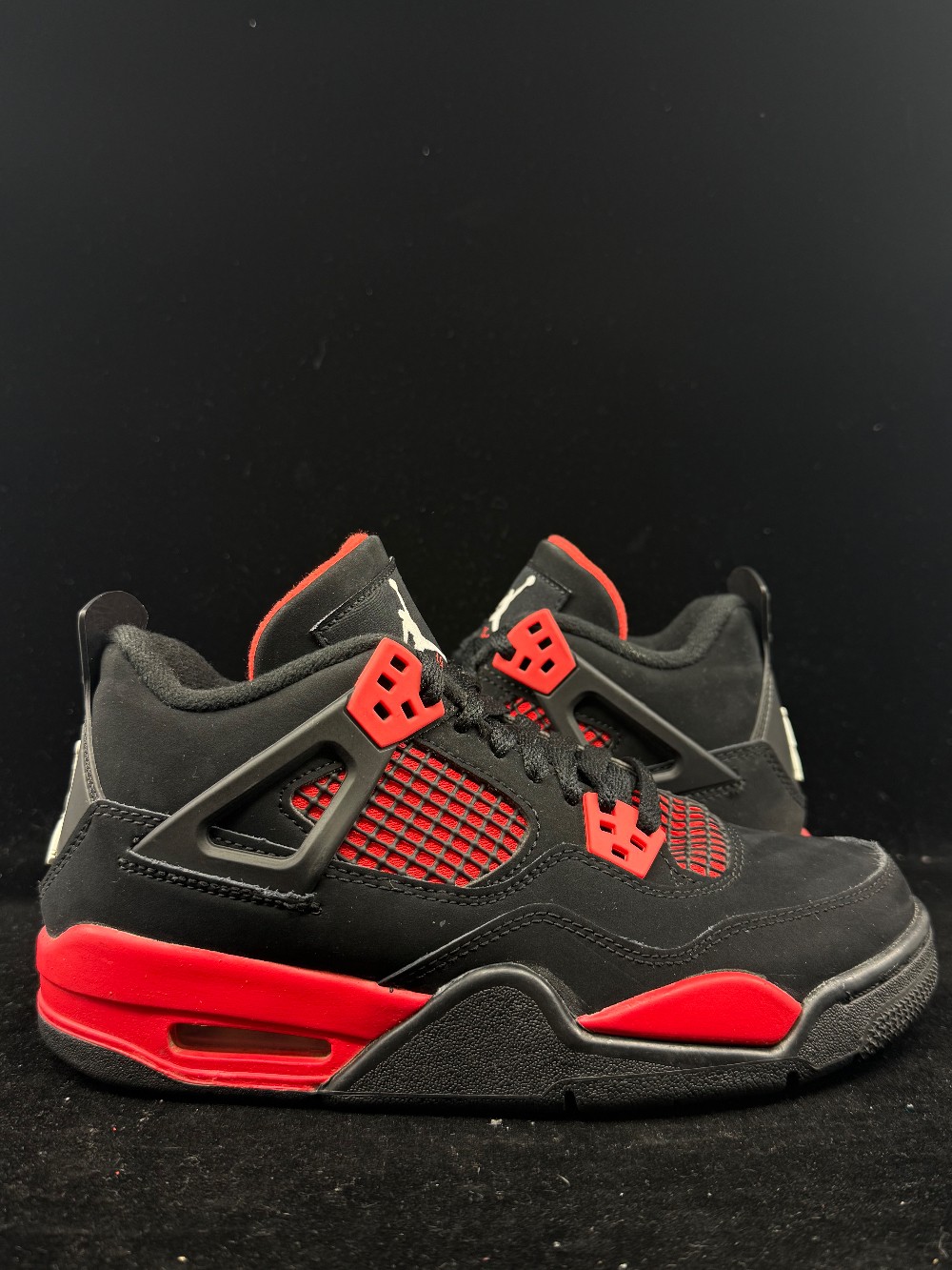 *USED/NO LID* AJ 4 (GS) - RED THUNDER
