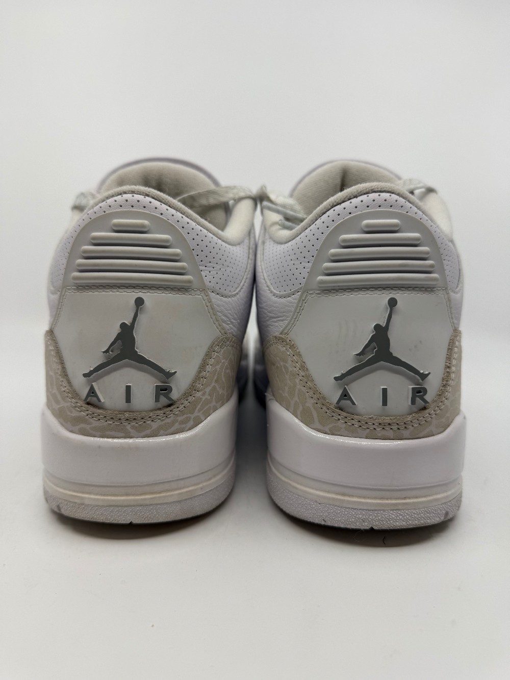 *NO BOX* AJ 3 - PURE MONEY (2025)