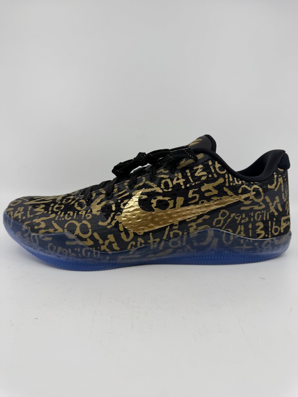 NIKE KOBE 11 PROTRO - MAMBA DAY