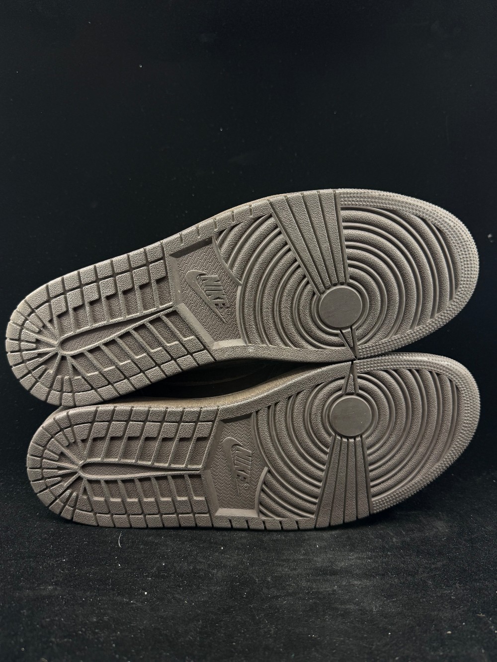 *USED* AJ 1 LOW X TRAVIS SCOTT - VELVET BROWN