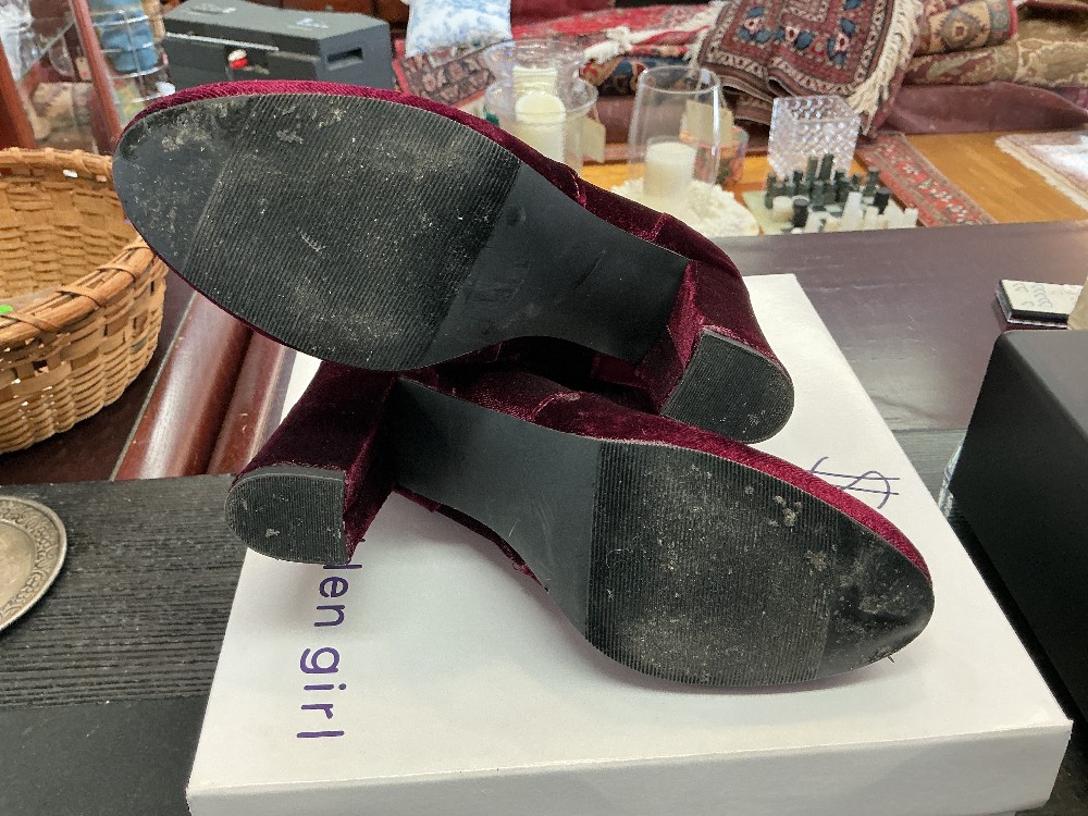 Madden Girl Burgundy Textile Ankle Boots Sz 6M