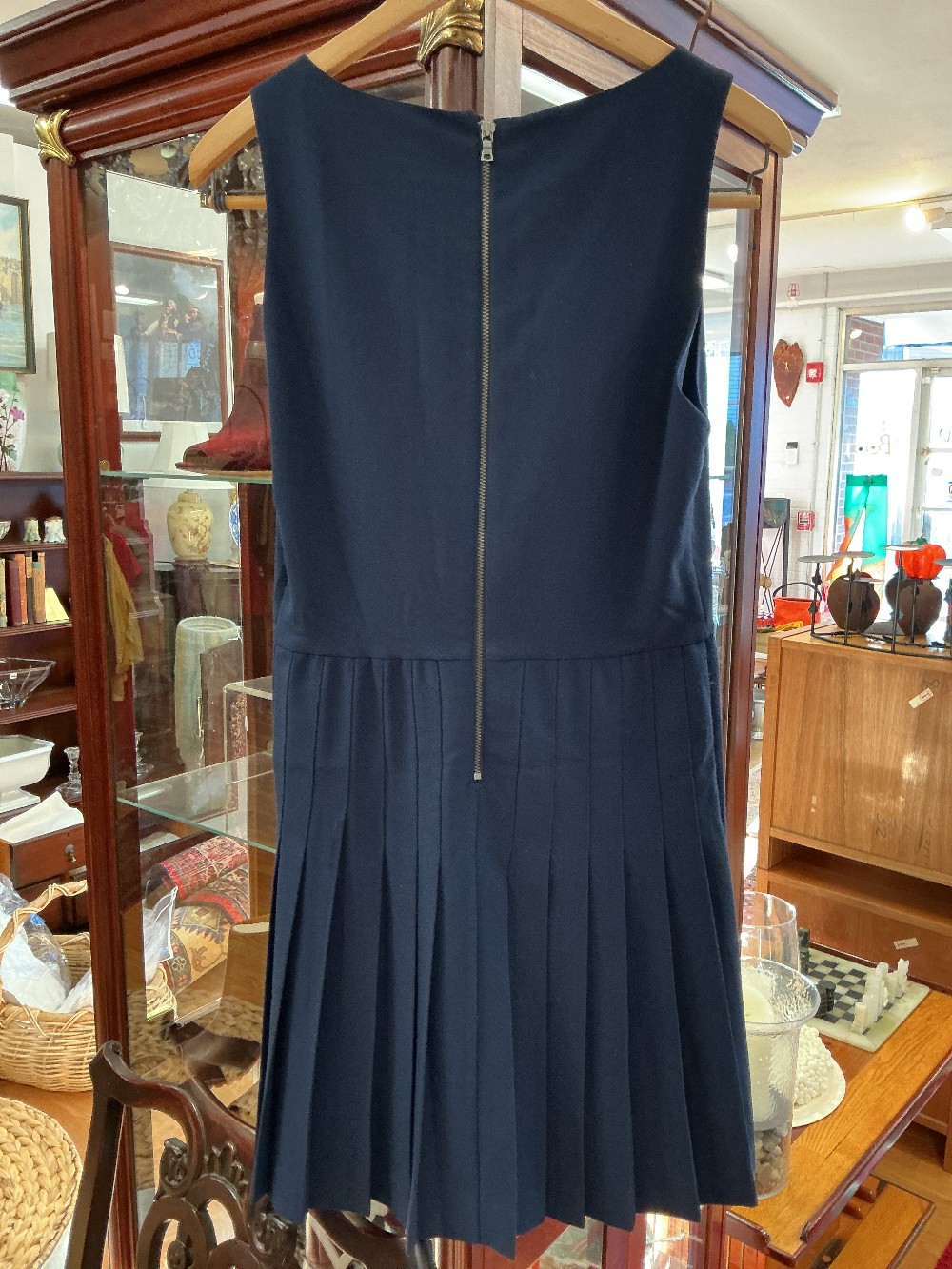 Alice and Olivia Sleeveless Pleated Dress Sz S