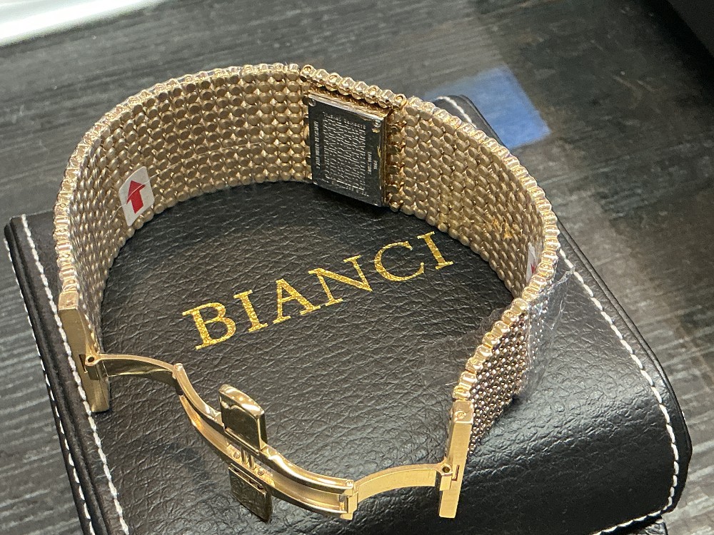 Brand New Bianci Ladies Goldtone Bracelet Watch