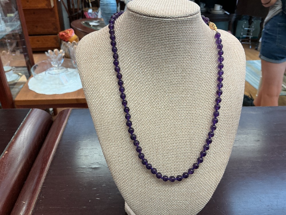 Vintage Amethyst and 14K NECKLACE
