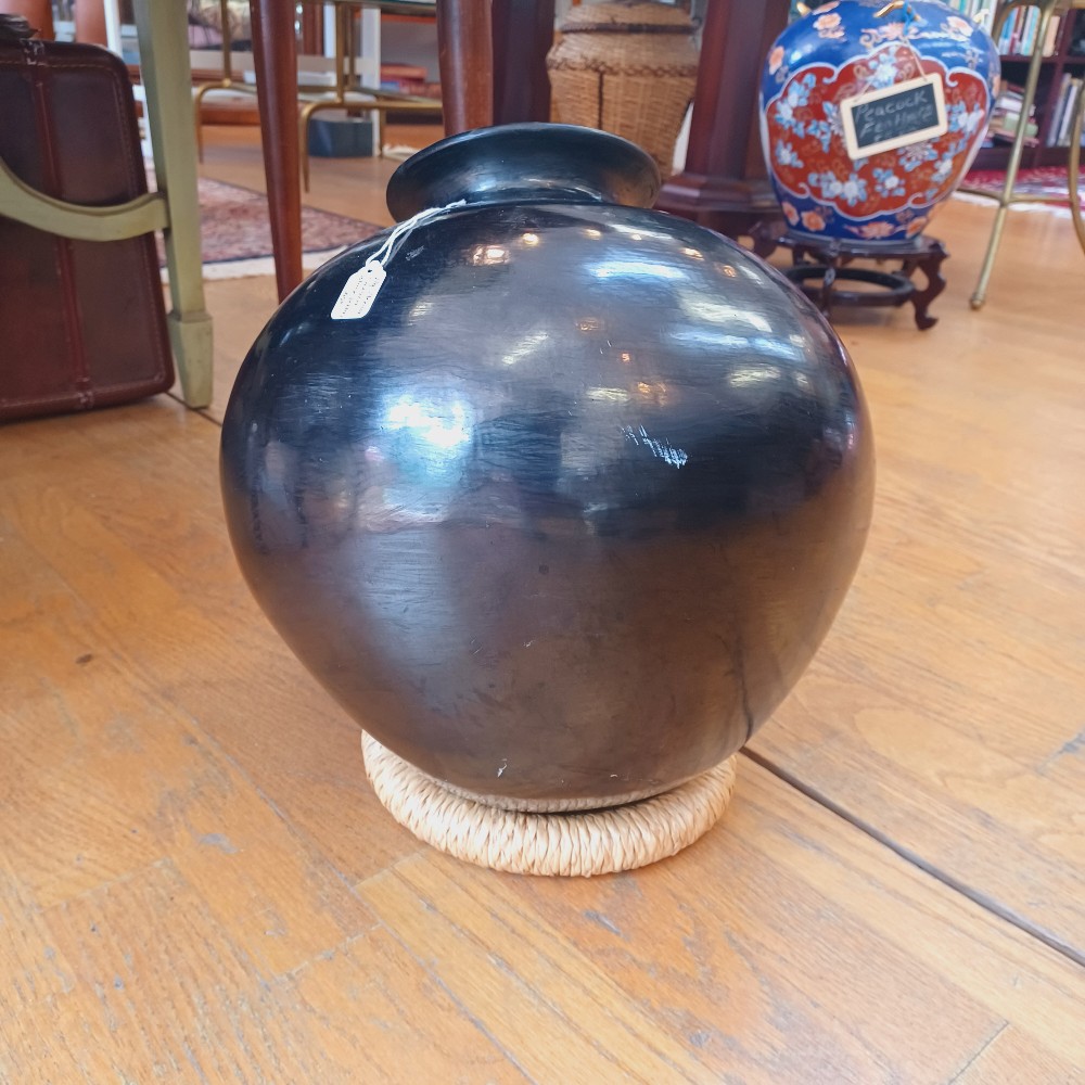 Vtg Oaxaca Black Pottery Vase