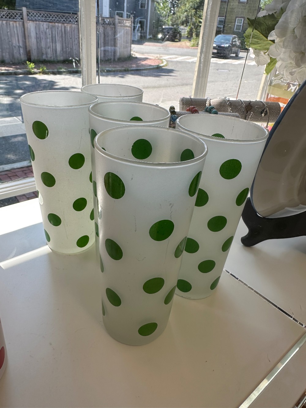 Set of 5 Anchor Hocking Green Dot Frosted Tall Glasses