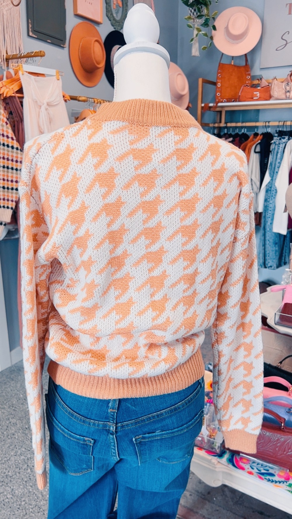 Houndstooth Pullover Sweater | Nudes & Houndstooth