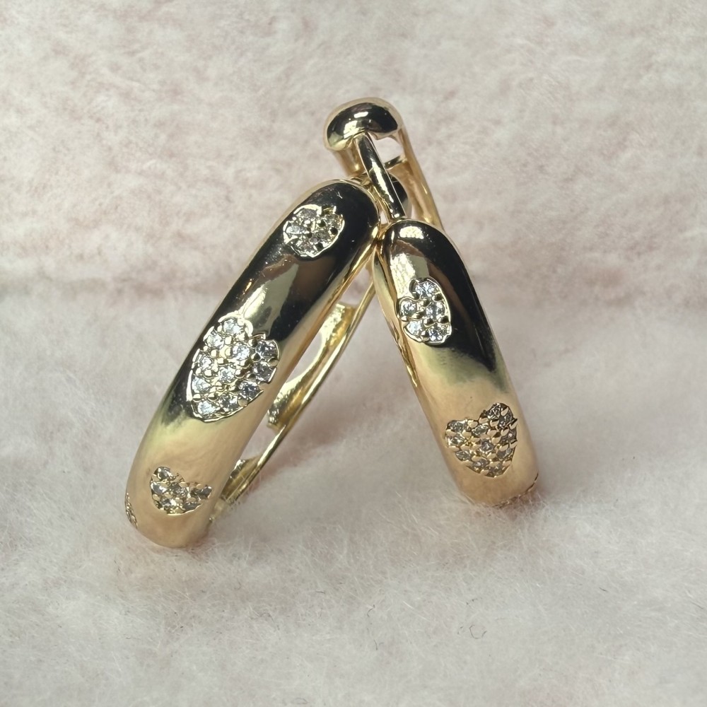 Chunky Sweetheart Dome Hoop Earrings