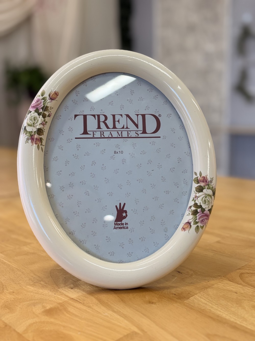 Oval floral frame