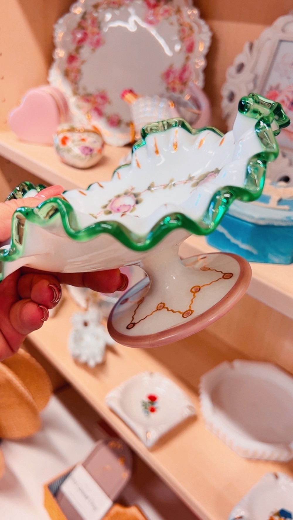 High Tea Pedestal Ashtray