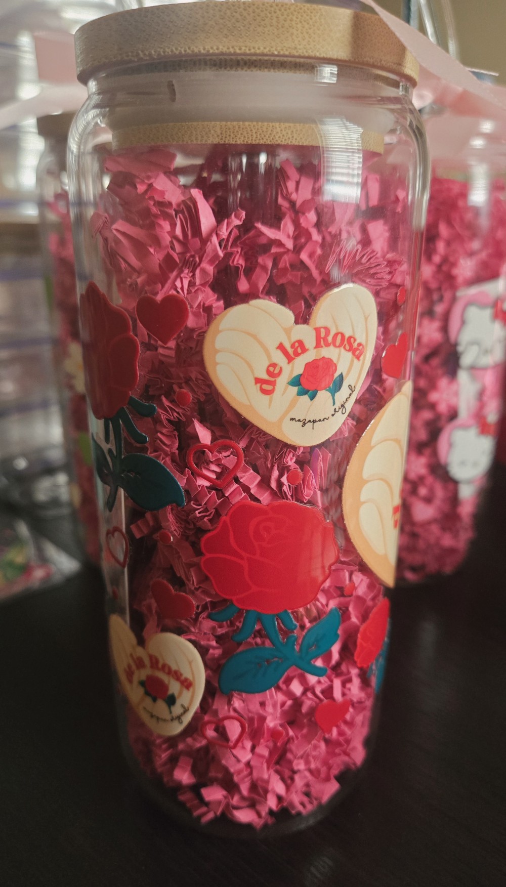 20oz Rd. Glass tumbler w/bamboo lid & glass straw-Mazapan & Rose