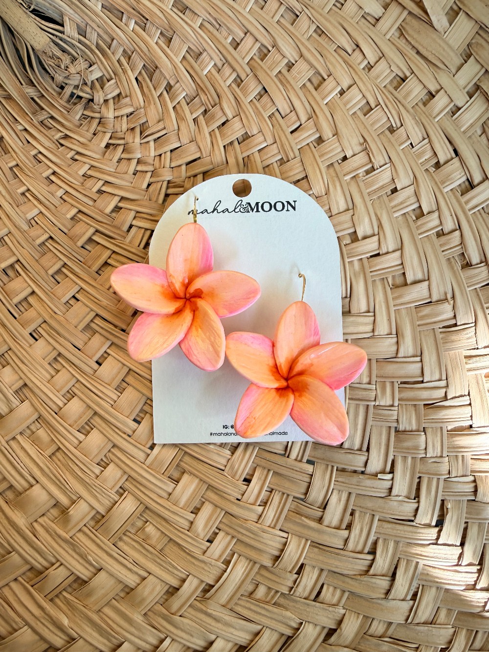 Plumeria earrings - peach