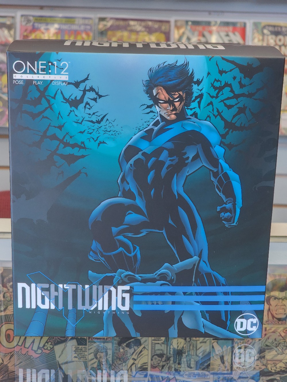 Mezco One:12 Collective Nightwing Figure