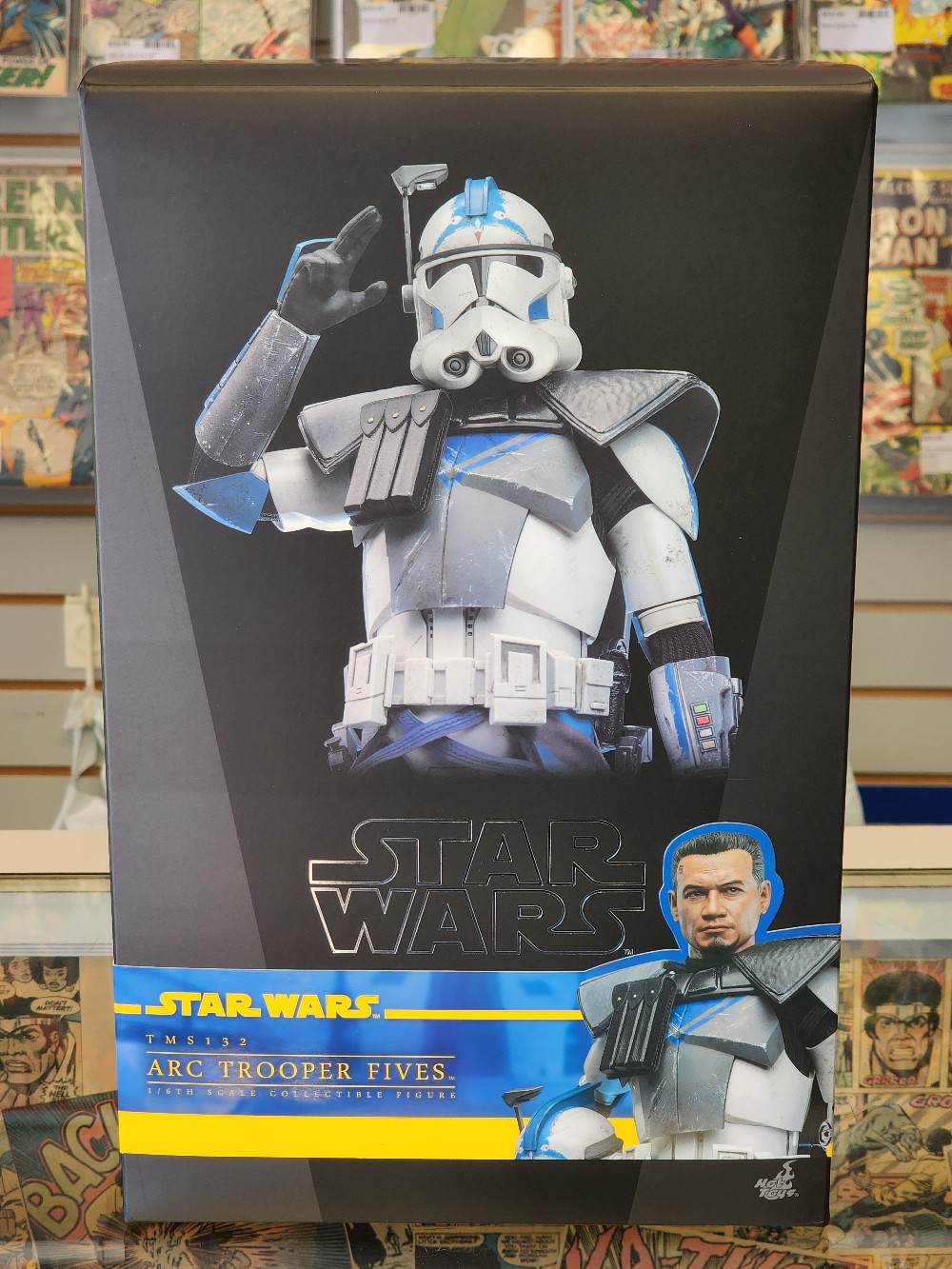 Hot Toys 1/6 Scale Star Wars Arc Trooper Fives Figure