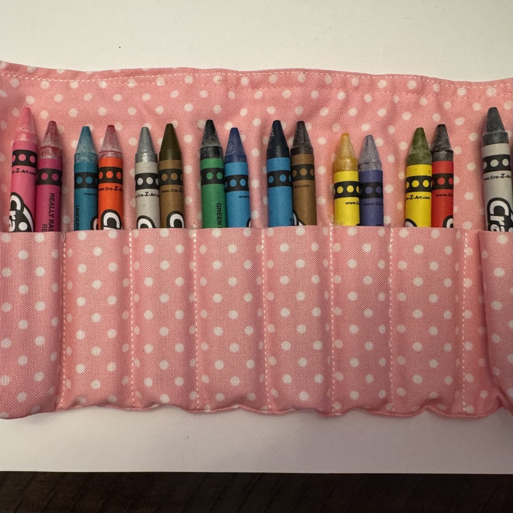 Mini Polka Crayon Roll