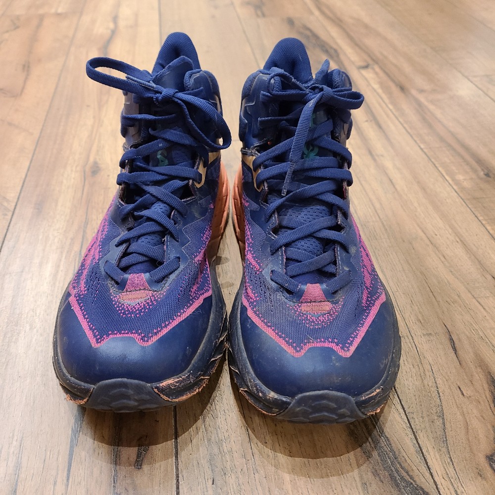 Hoka Women's Speedgoat 5 Mid GTX Trail Running Shoe (8.5)