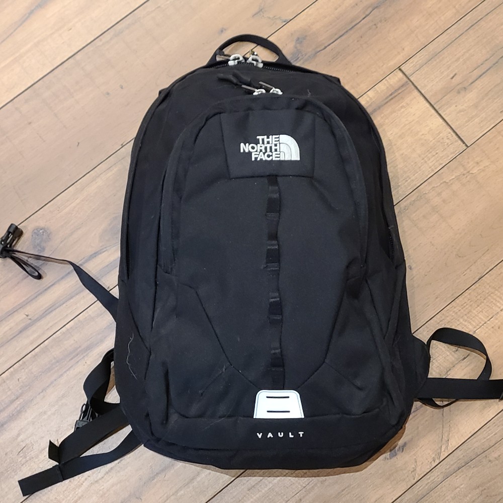 North Face Vault Daypack Backpack (27L)