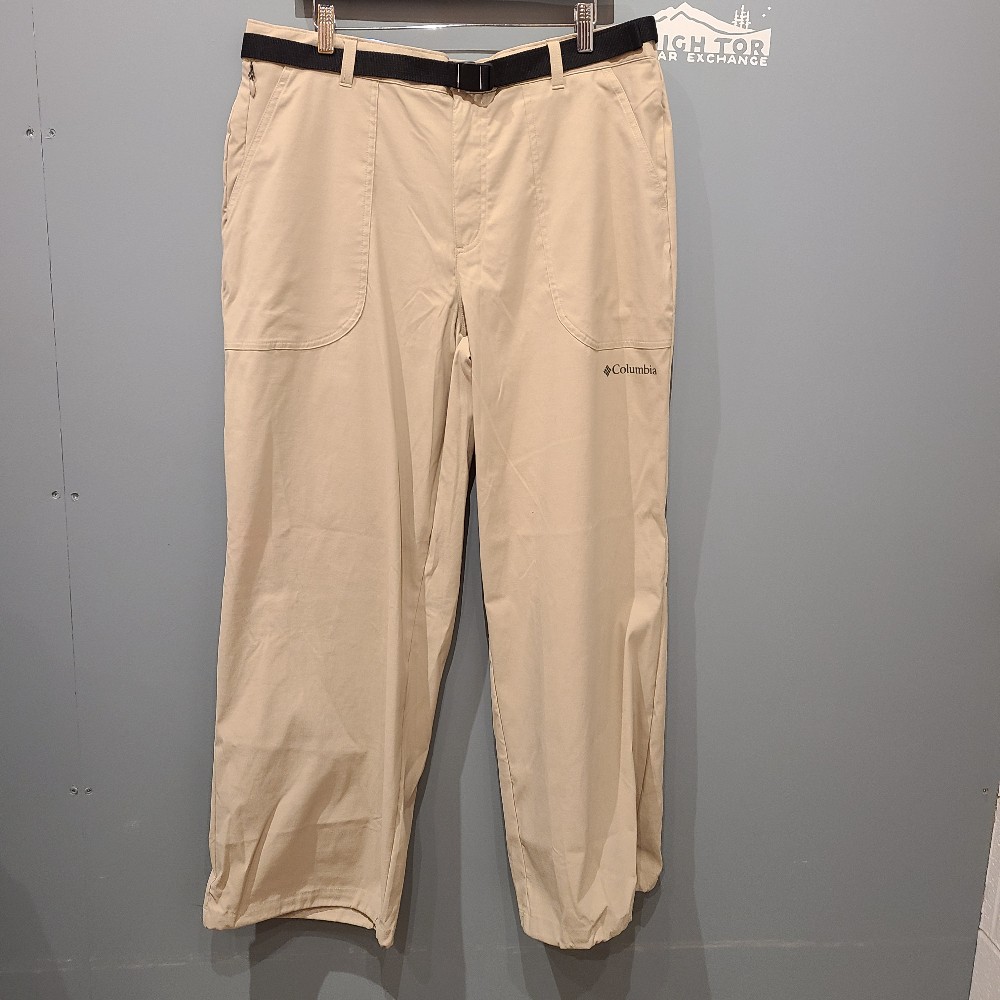 Columbia Women's Brea Falls Nylon Belted Pants (XL)