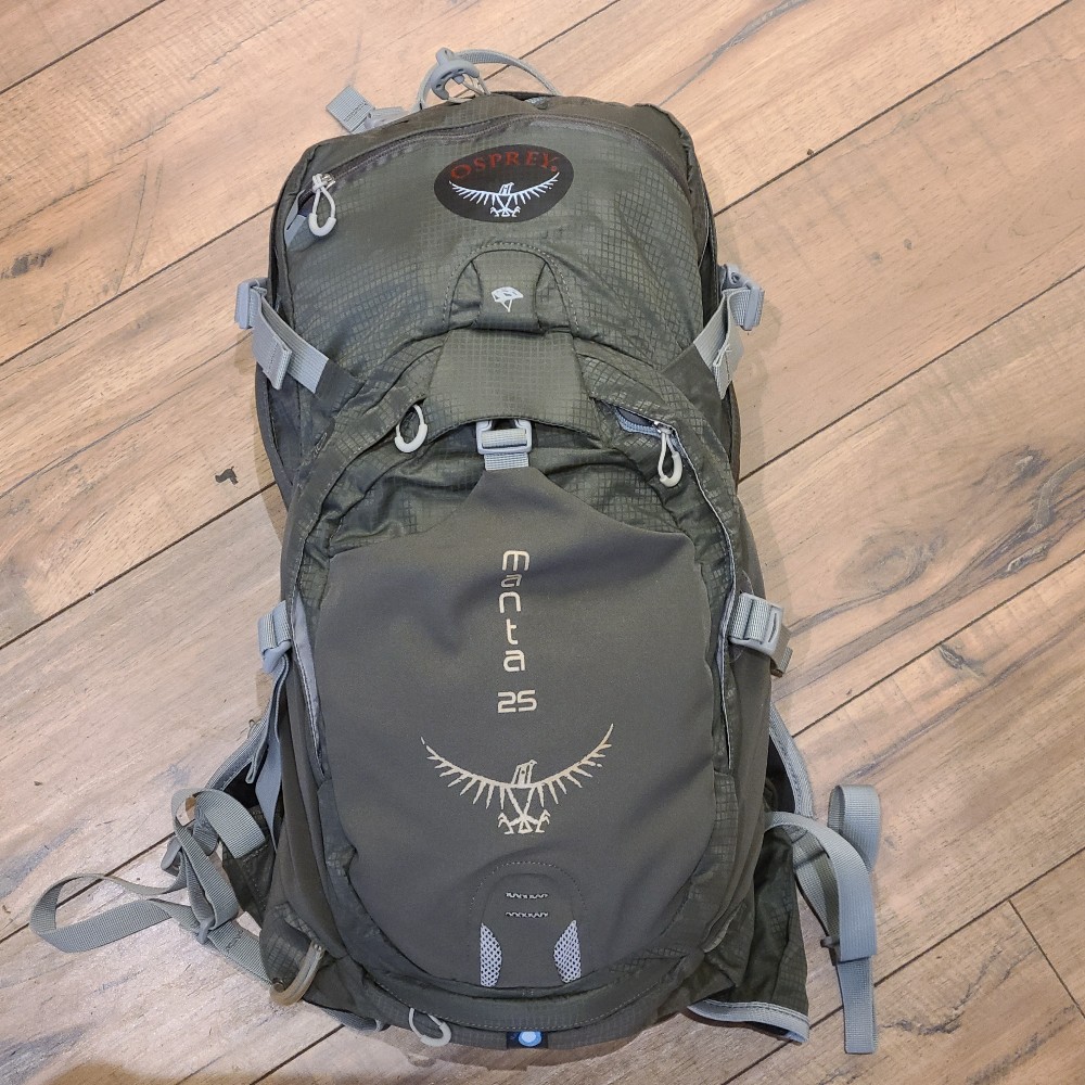 Osprey Manta 25L Hydration Backpack (M/L)