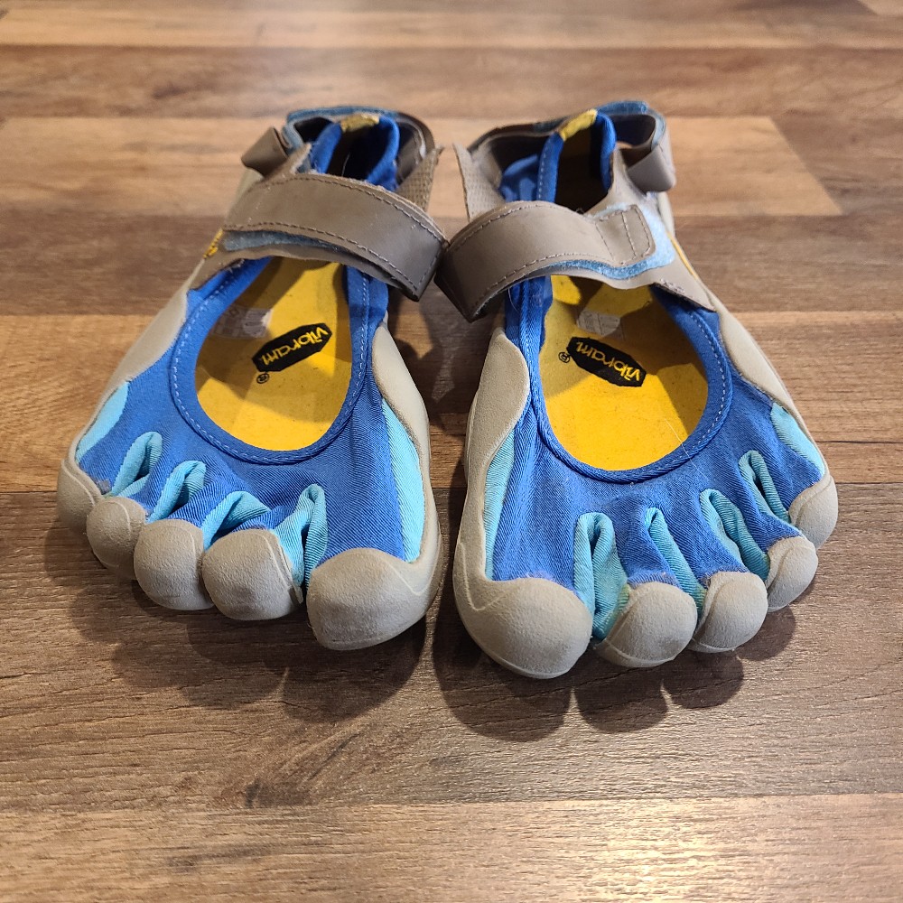Vibram Men's Five Fingers Minimalist Shoes (43)