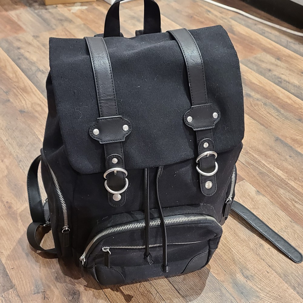 Unbranded Canvas Work Backpack w/Leather Straps and Bottom