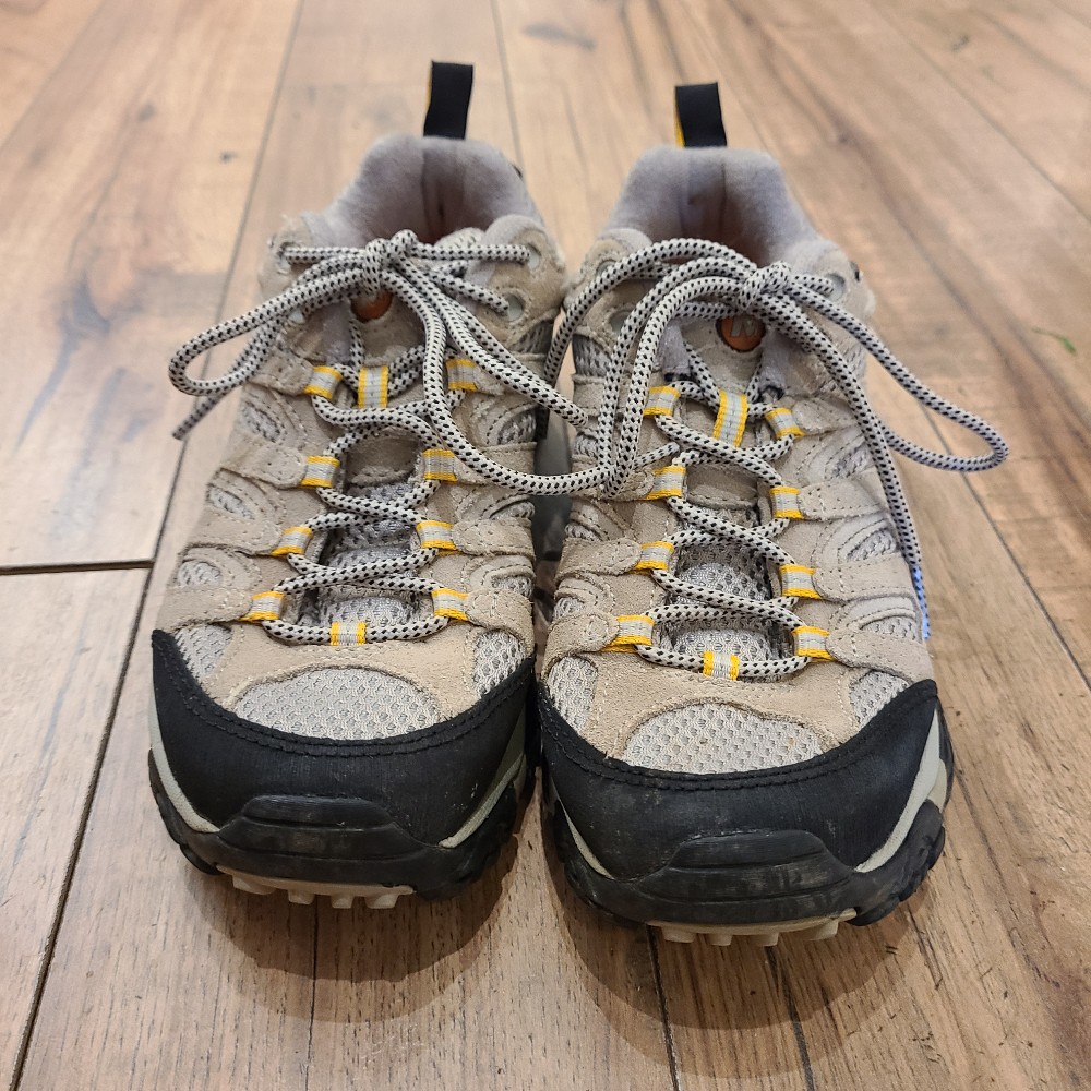 Merrell Women's Moab 2 Ventilator Hiking Shoes (7.5)