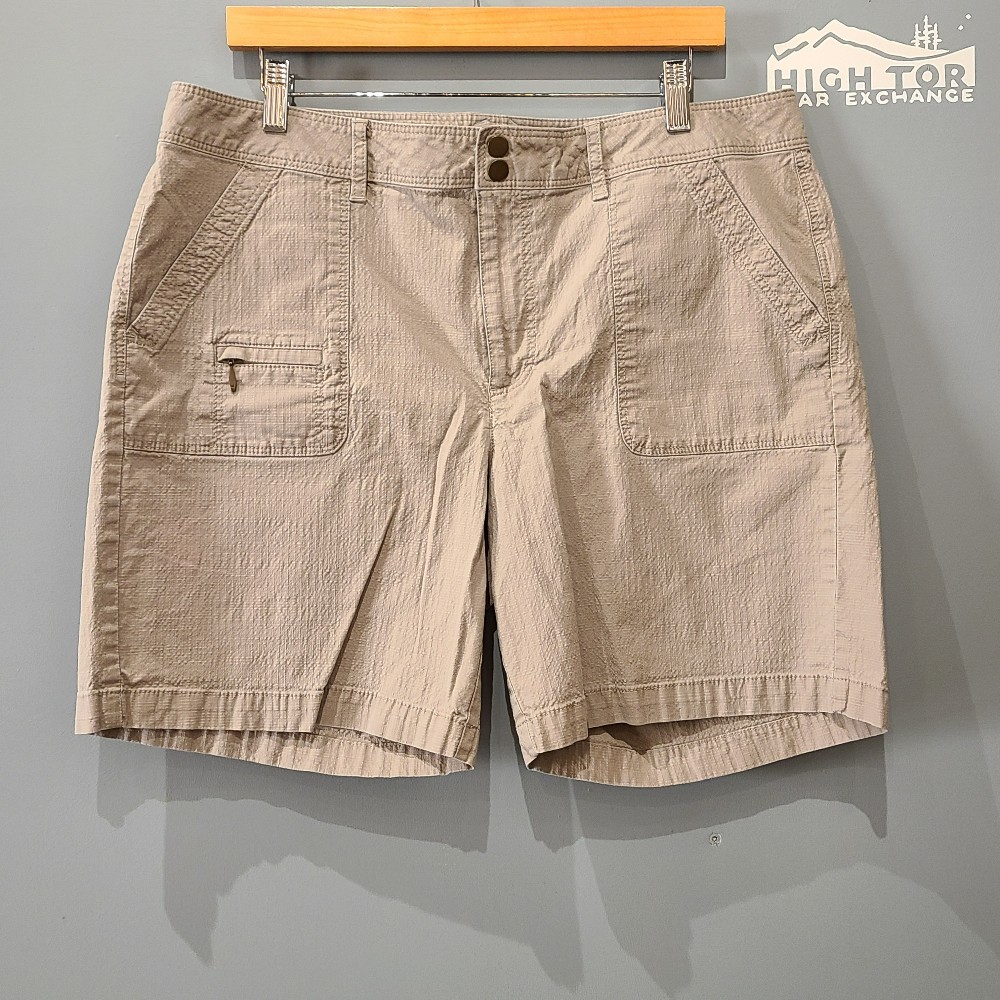 LL Bean Women's Favorite Fit Ripstop Shorts (16)
