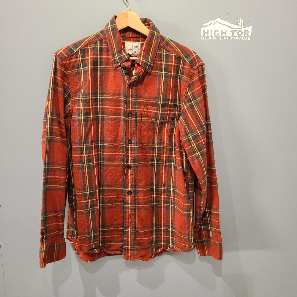 LL Bean Men's Button Down Flannel Shirt (S)
