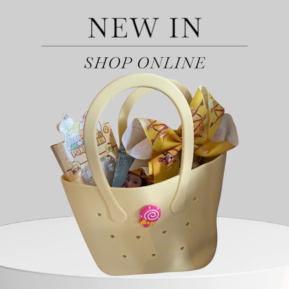 Small Beach Bags with Make-Up