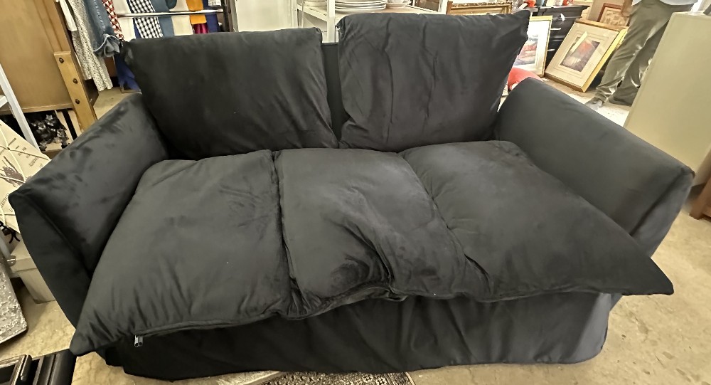 Sofa & Sectional