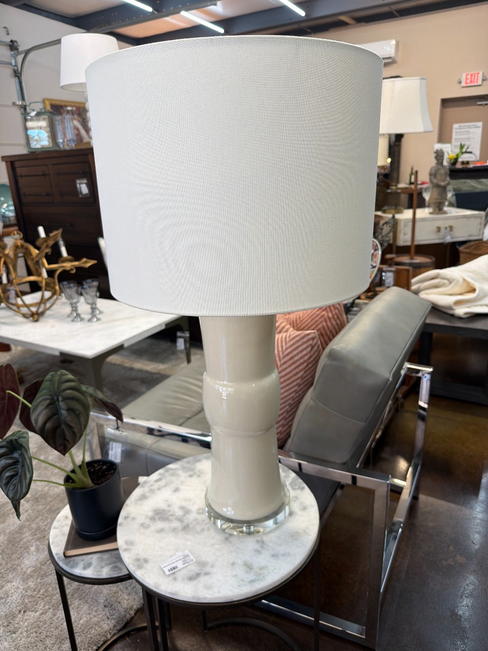 Elegant & Timeless Ivory Ceramic Lamp