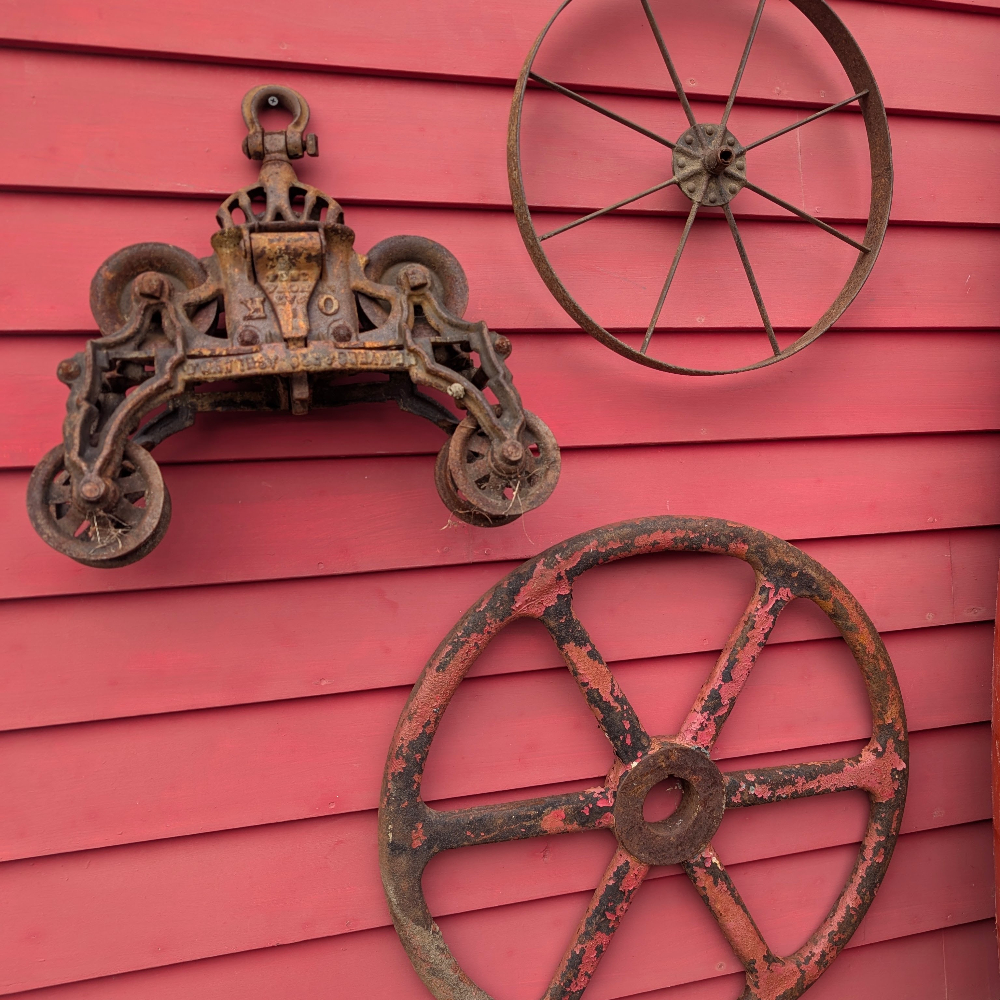 Tools, Signs & Industrial