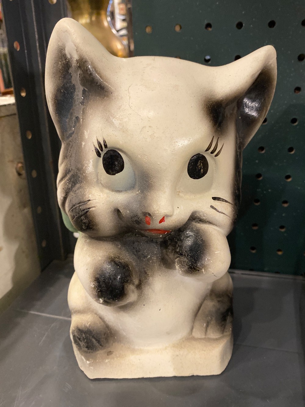 Vintage Chalkware Cat Carnival Prize (AS-IS)