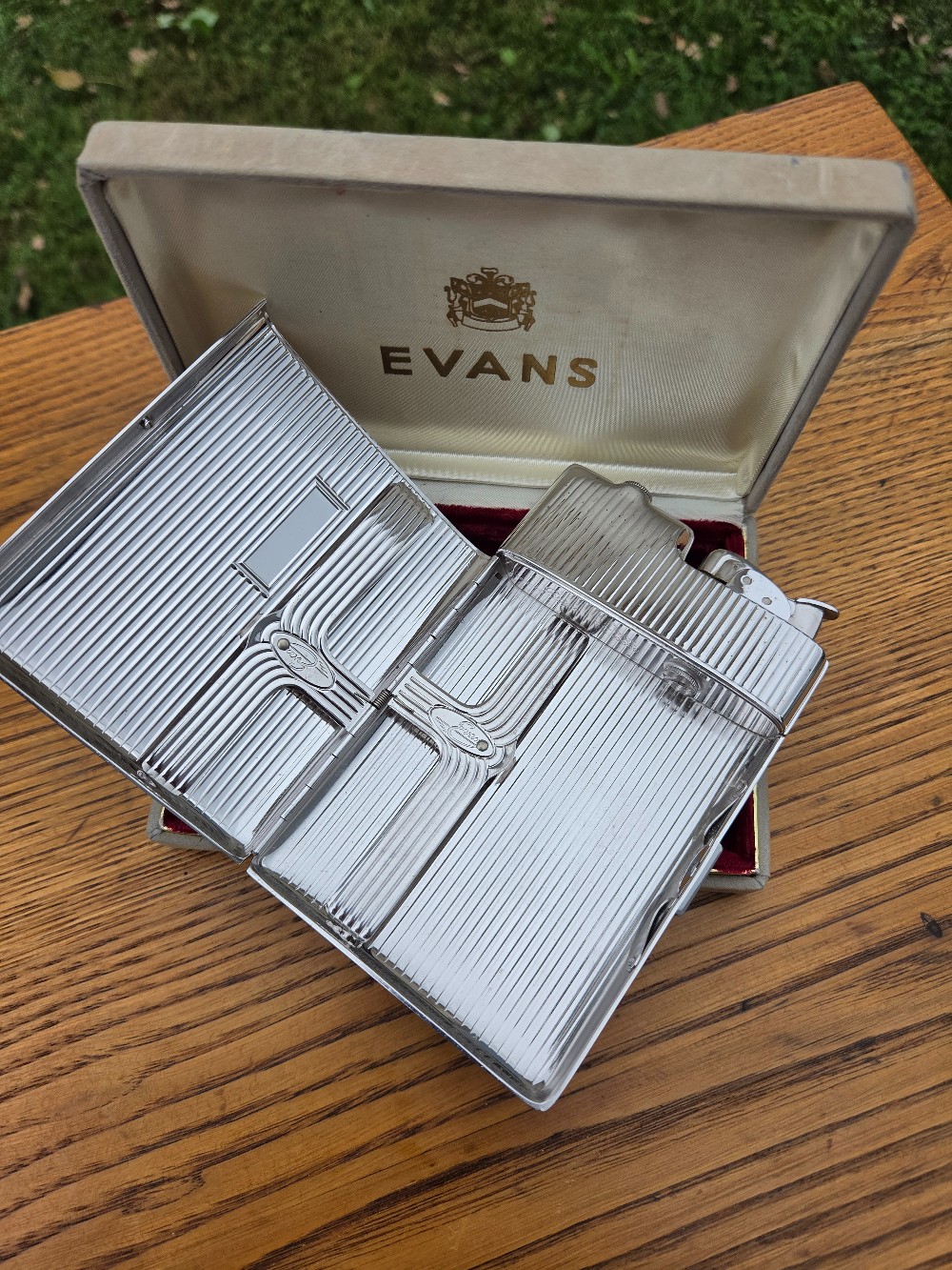 VINTAGE EVANS ART DECO CIGARETTE CASE & LIGHTER