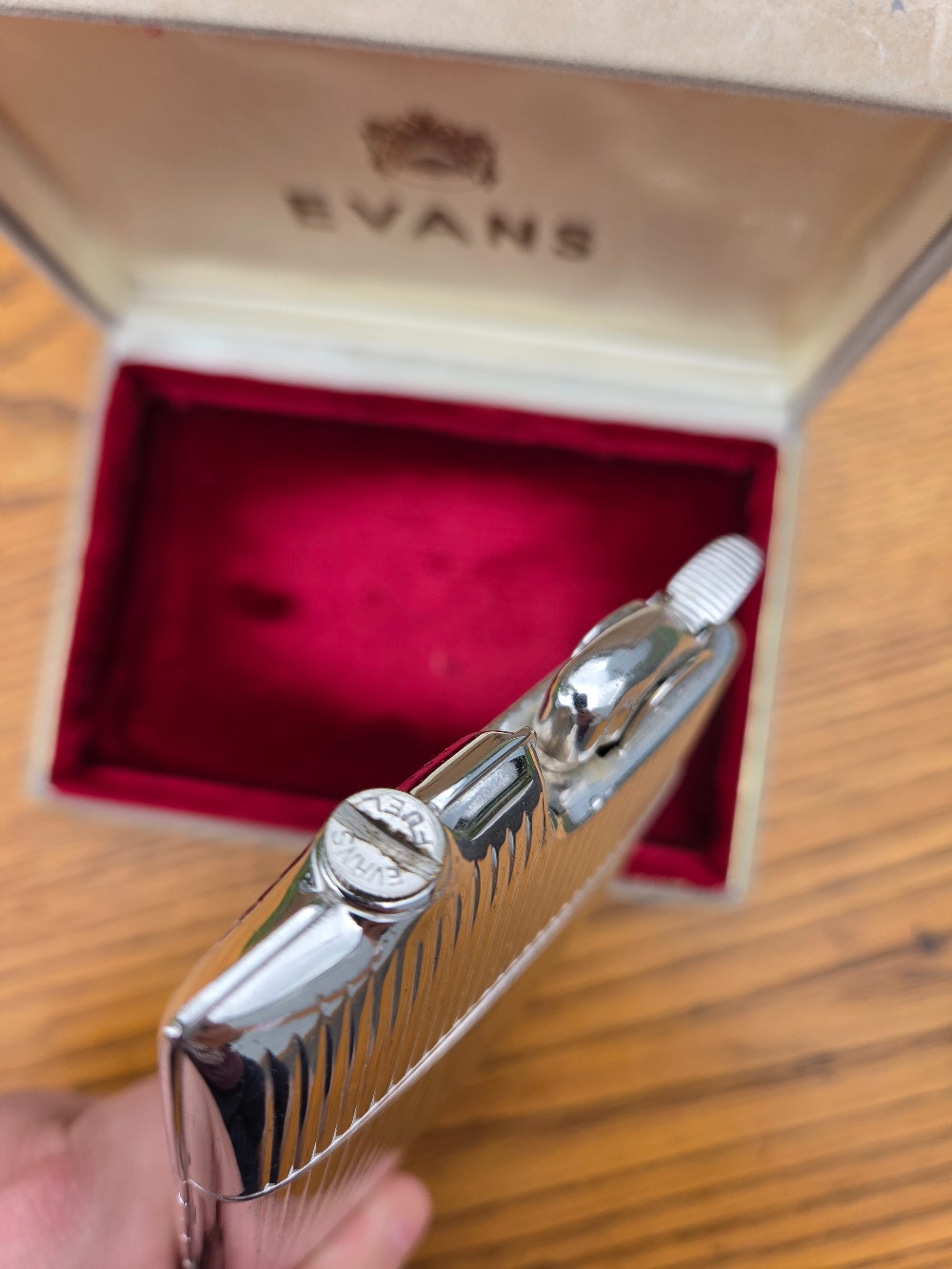 VINTAGE EVANS ART DECO CIGARETTE CASE & LIGHTER