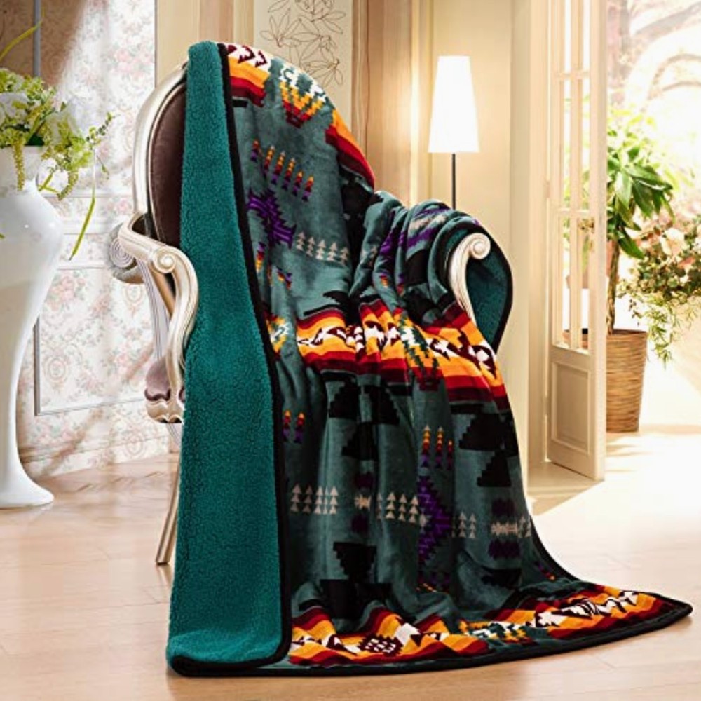 Blankets & Throws