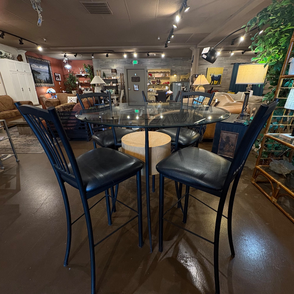 Dining Tables/Dining Sets