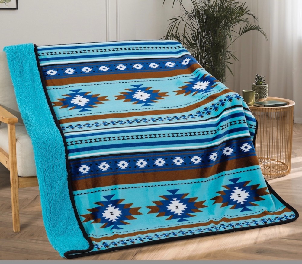 Blankets & Throws