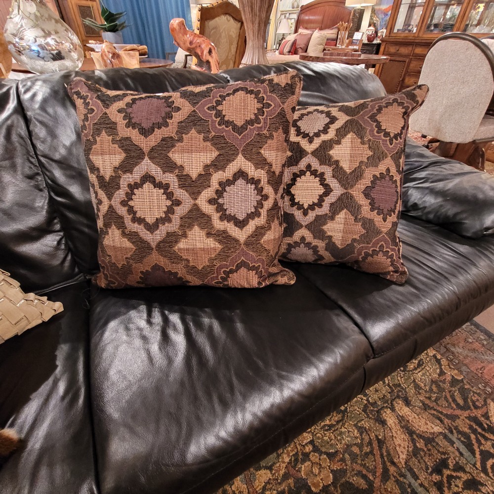 Tahoe Home Consignment | Decorative Pillows and Blankets