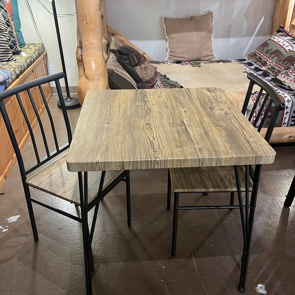 Dining Tables/Dining Sets