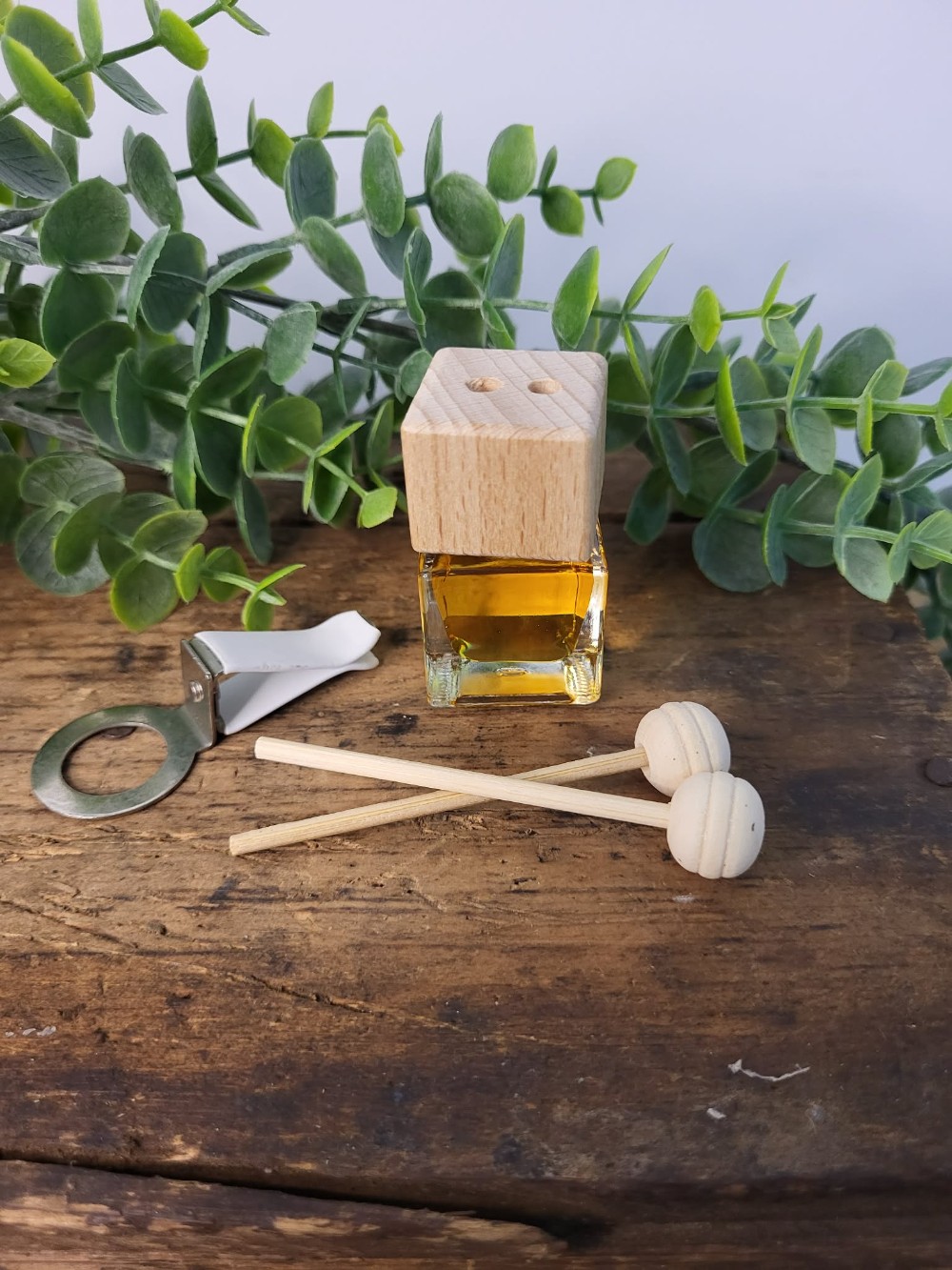 Luminate - Car Vent Clip Diffuser