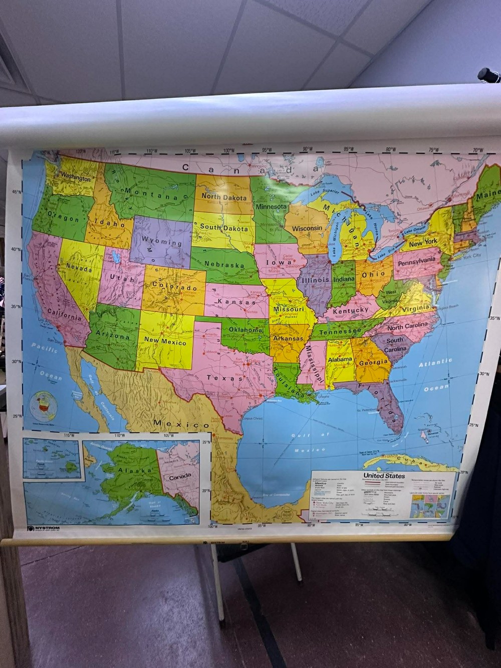 vtg 2 layered pull down maps of United States and World